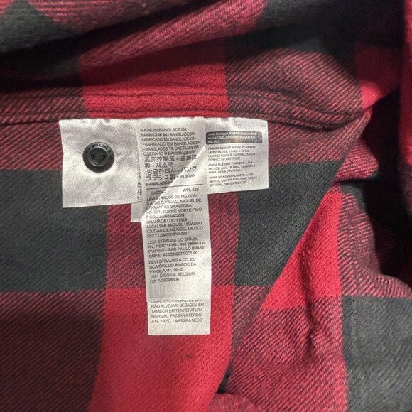 Levis Red & Black Buffalo Plaid Button-Up Flannel Shirt - M - Picture 11 of 13
